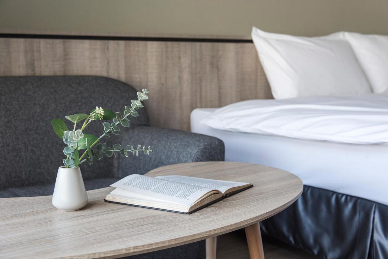 Sparrow Hotel Taichung Buitenkant foto