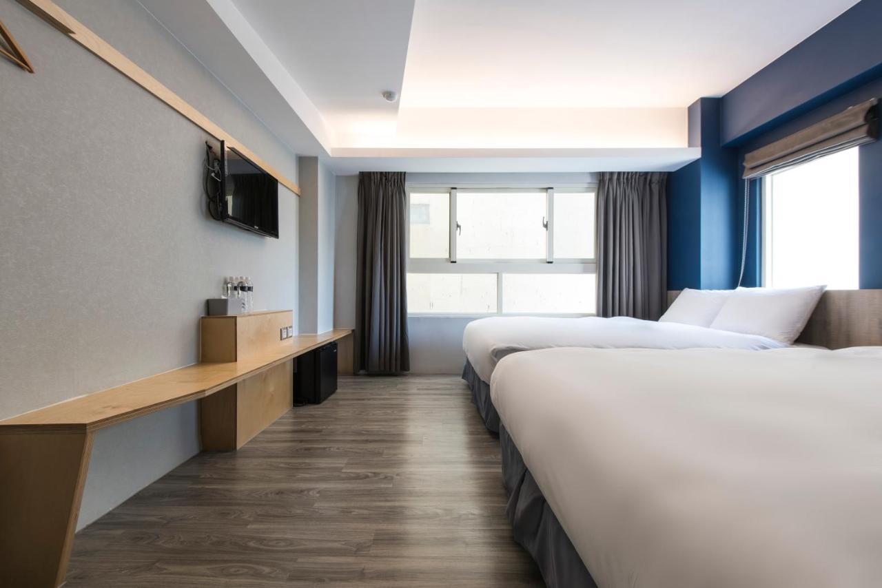 Sparrow Hotel Taichung Buitenkant foto