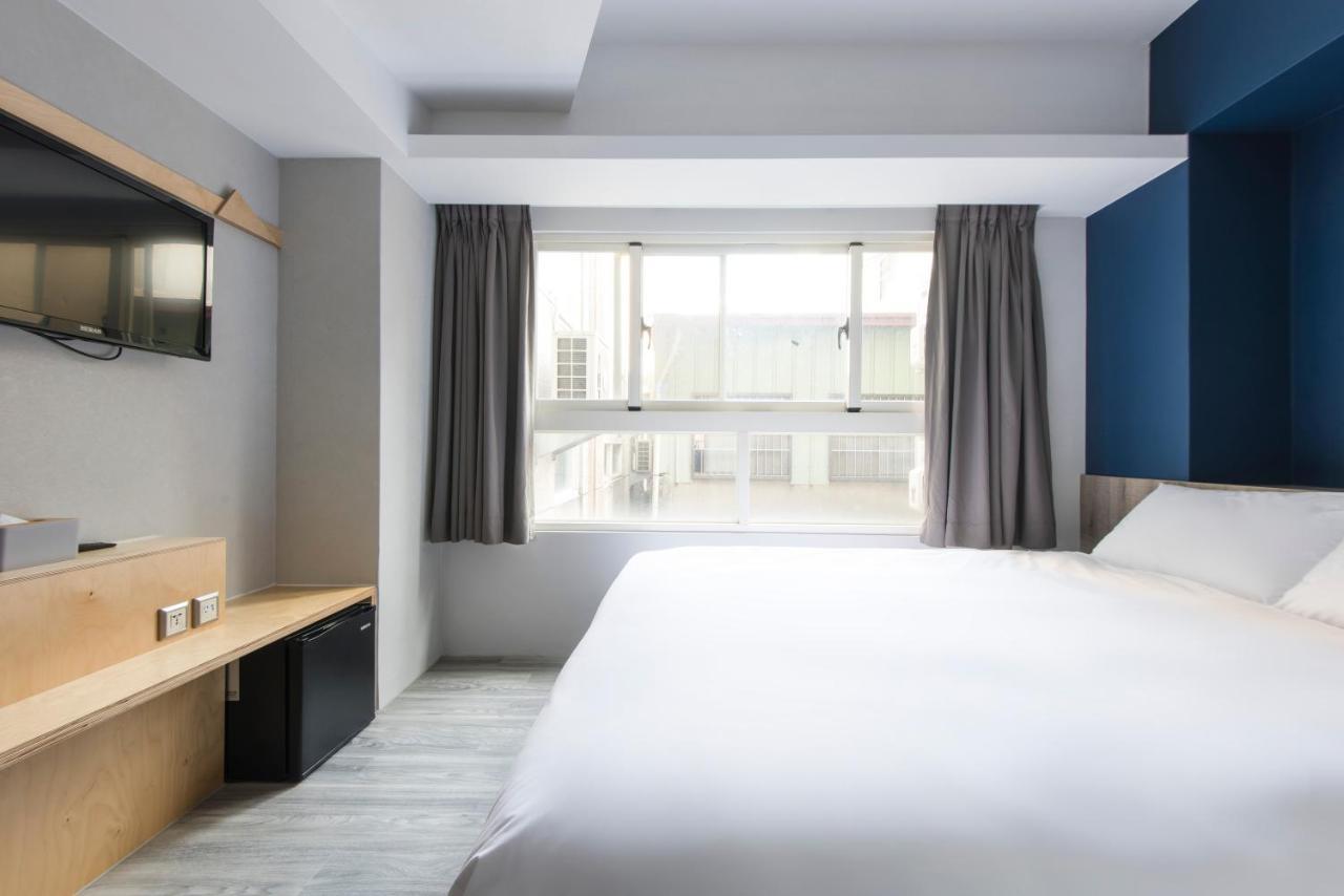 Sparrow Hotel Taichung Buitenkant foto