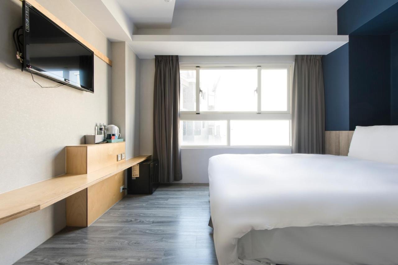 Sparrow Hotel Taichung Buitenkant foto