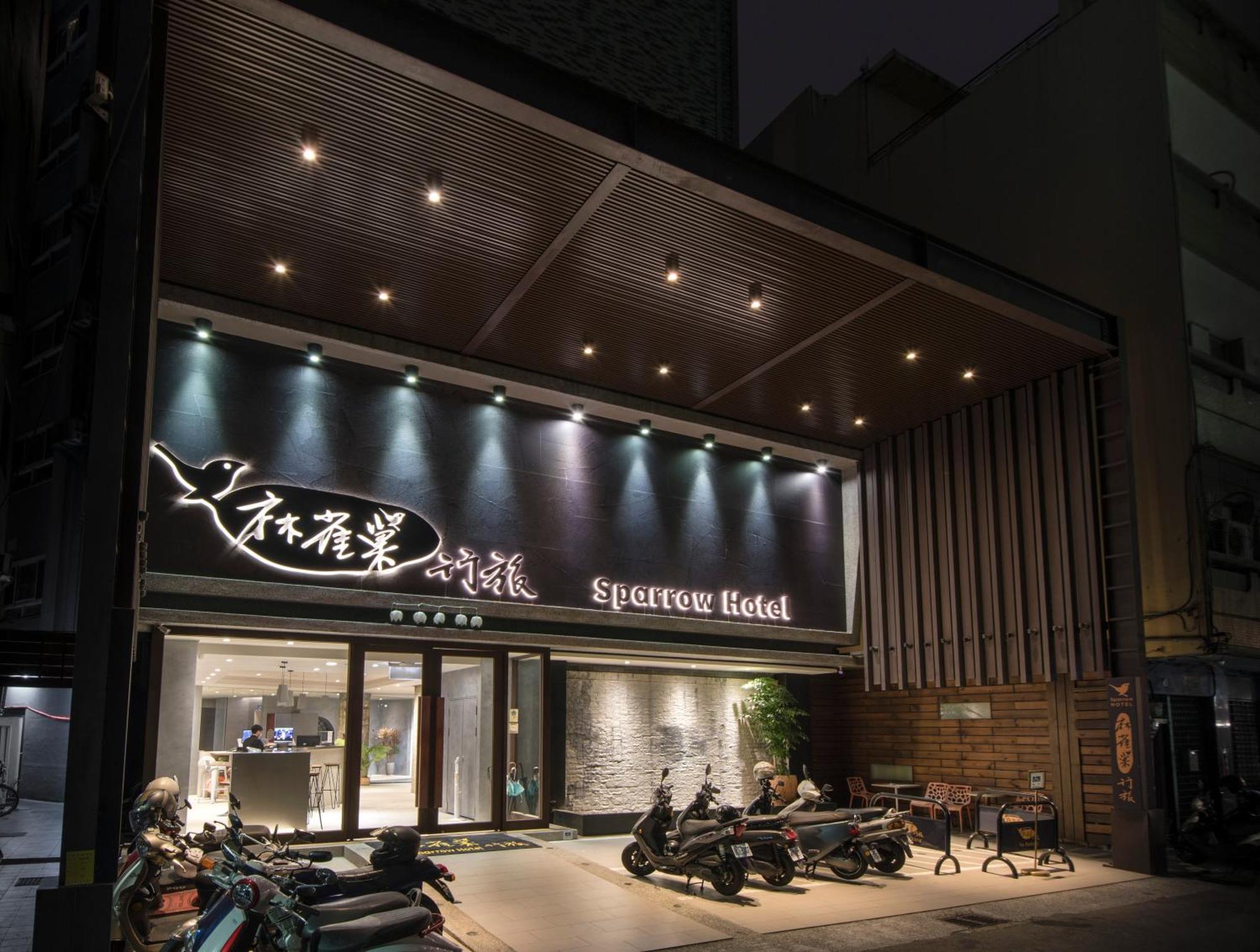 Sparrow Hotel Taichung Buitenkant foto