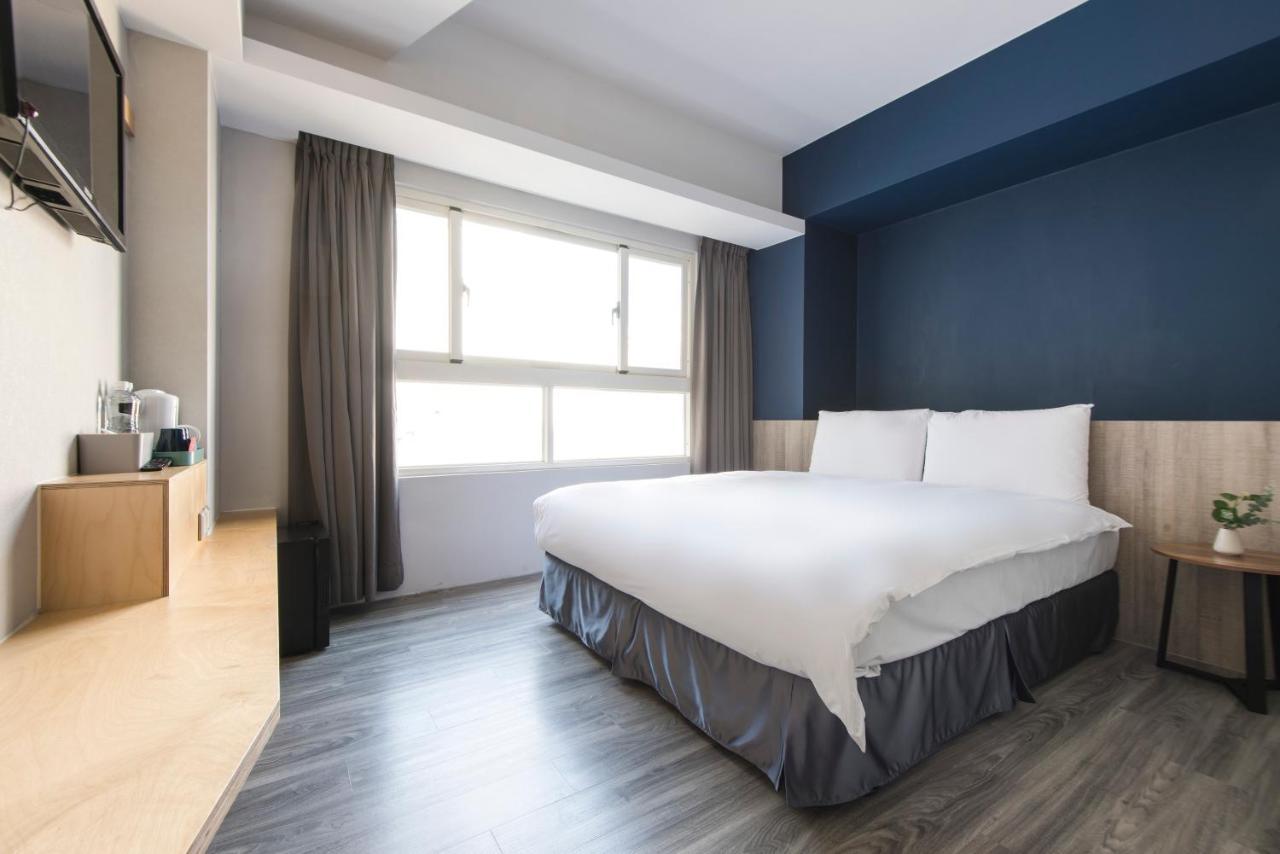 Sparrow Hotel Taichung Buitenkant foto